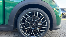 MINI Cooper 1.5 C Exclusive 3dr Auto Petrol Hatchback